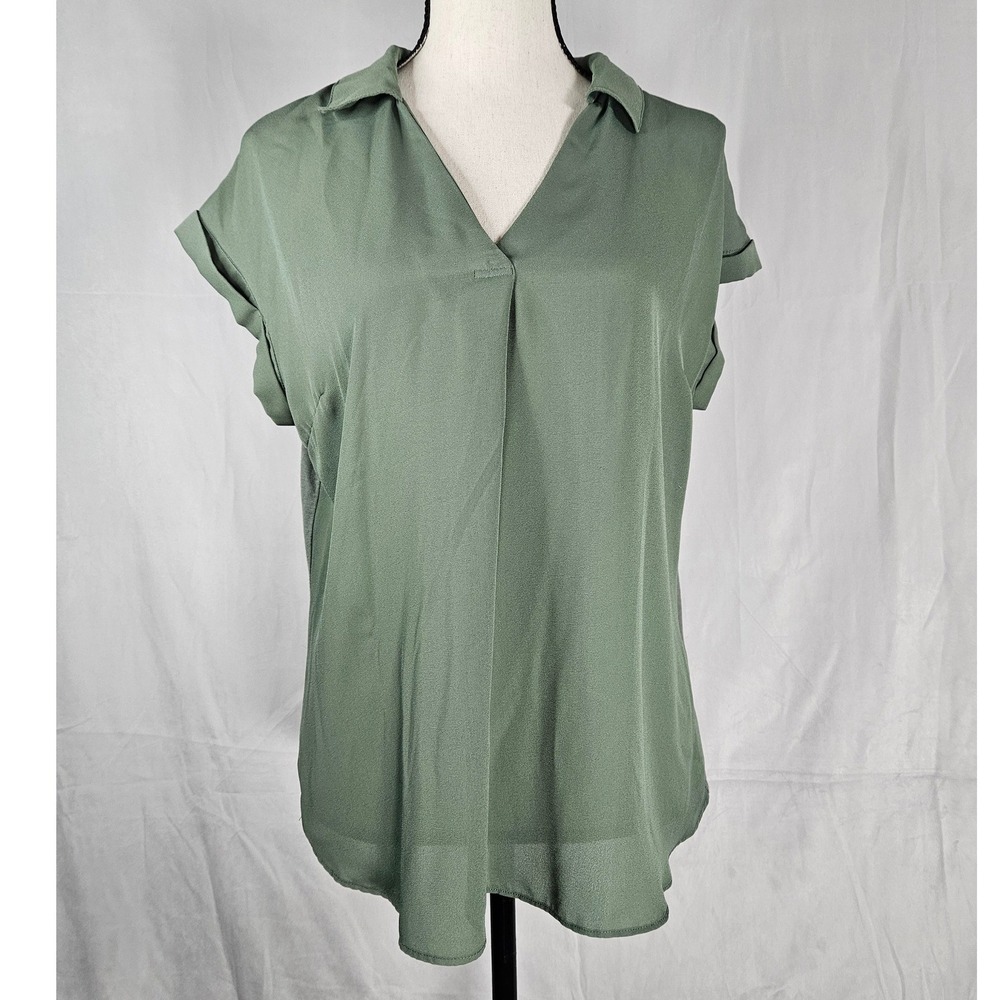 Fortune + Ivy Medium Sage Green Mixed Media V-Neck Cuffed Short‎ Sleeve Blouse